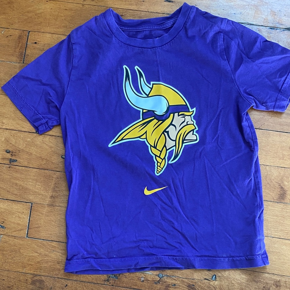 Nike Kids Purple NFL Vikings Tee -Size 5/6